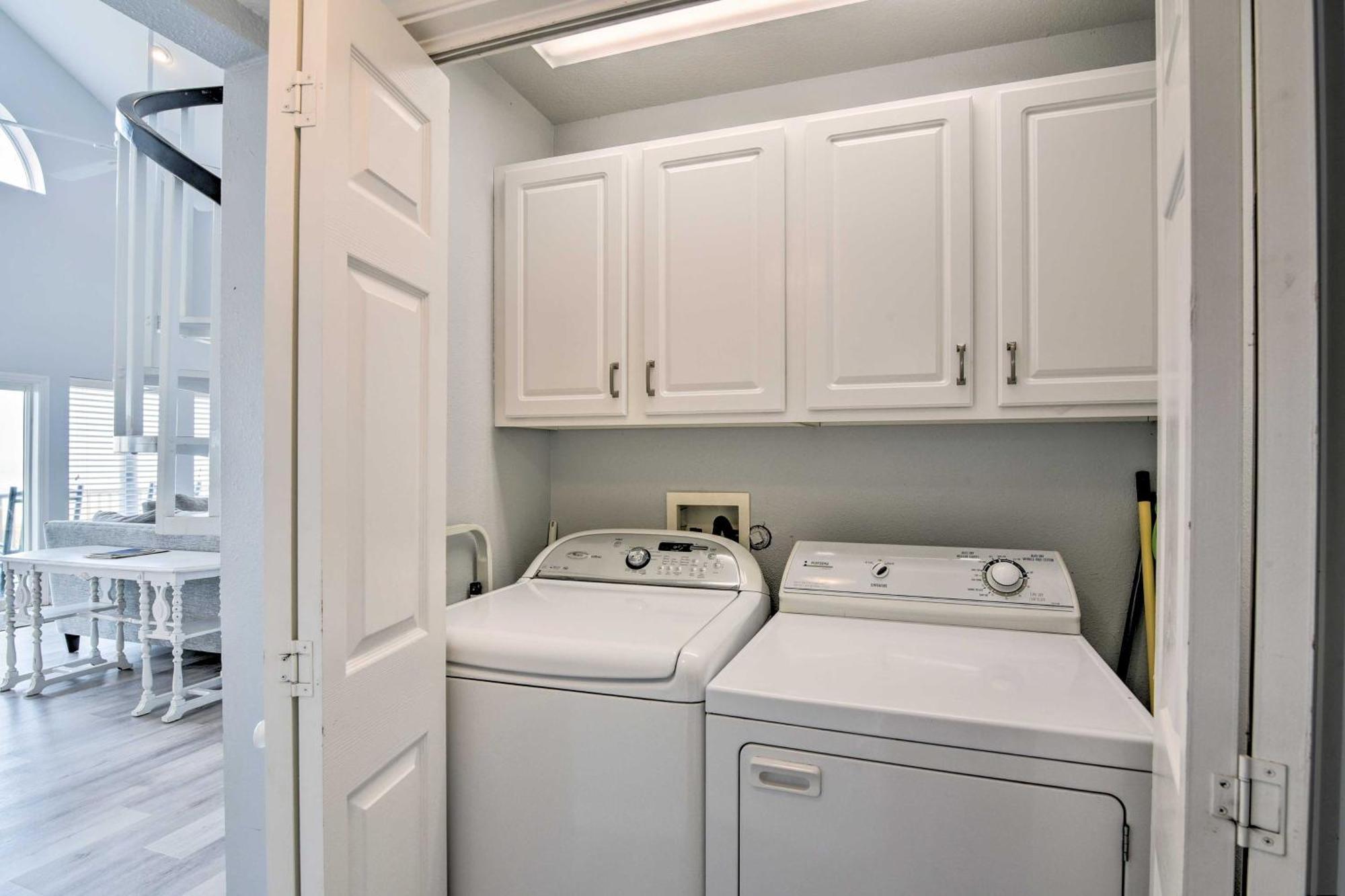 Oceanfront Galveston Home - Walk To Beach! Esterno foto