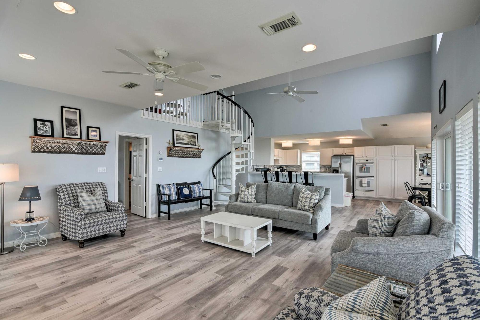 Oceanfront Galveston Home - Walk To Beach! Esterno foto
